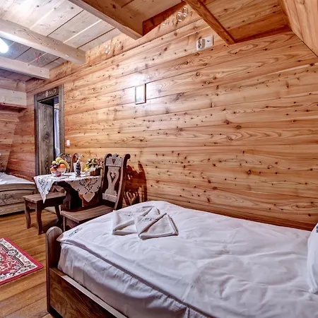 Gospodarstwo wiejskie Topór Witów